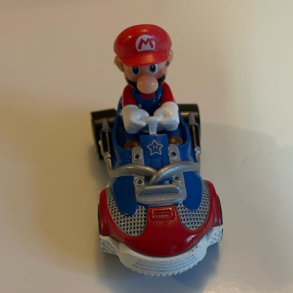 Hot wheels Nintendo Mario Kart Mario Red and Blue Racing car Kart Toy